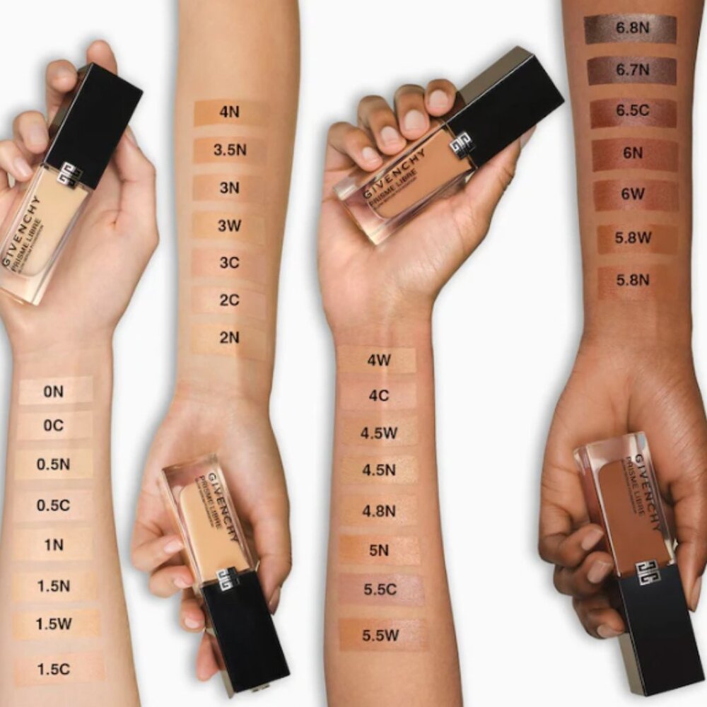 Givenchy Prisme Libre Glow Serum Blurring Foundation with Natural Finish | 0N - Picture 5 of 5